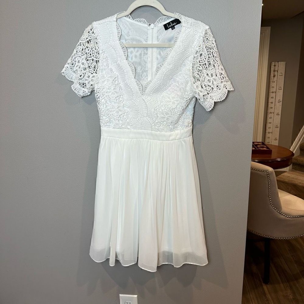 Lulus white lace sleeve dress Large